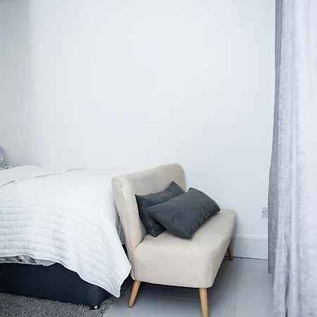 1B Apartment, 30 Mins To Oxford Street Londra Esterno foto